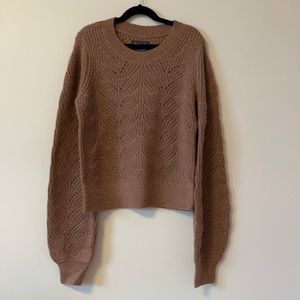 Beautiful cropped sweater